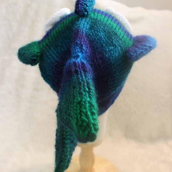 BNWOT Child's Stocking Style Fish Hat Blue Lagoon Colour One Size Fits Most - Picture 7 of 7